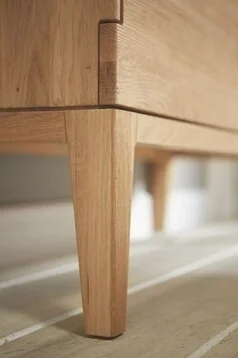 Designfüsse ORA Eichenholzmöbel