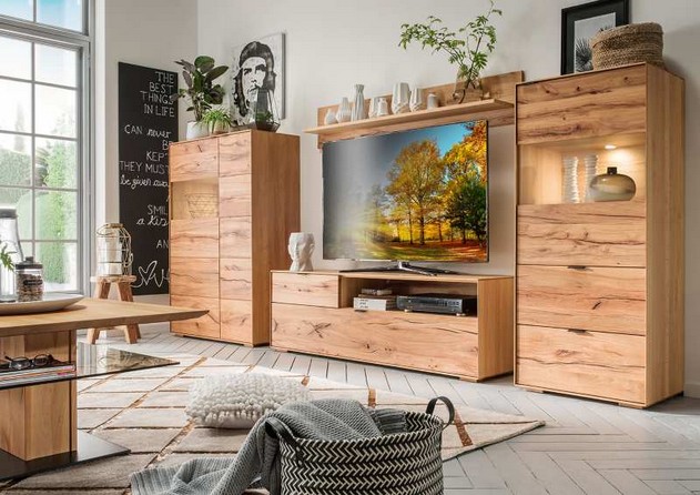 wertige Wohnzimmermöbel aus Massivholz